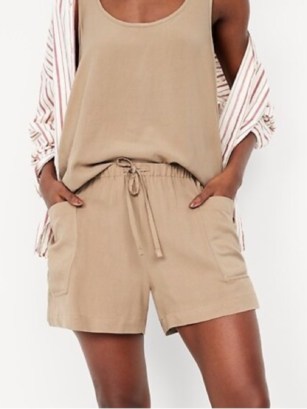 Old Navy ON Playa Cargo Shorts Women Tan Pockets Elastic Drawstring LG